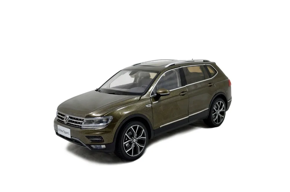 Volkswagen-New-Tiguan-L-2017-br-01