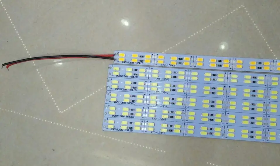 линейка светодиодная алюминиевая 12 вольт. линейка светодиодная алюминиевая 12 вольт. светодиодная лента 5730 72 led. 72 светодиода. полоса 12v 300smd 50*50 5м.
