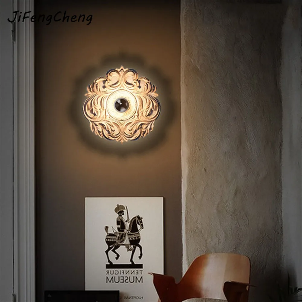

Retro American Bedside Balcony Individual Bedroom Wall Lamp E14 Creative European Staircase Sculpture Wall Lamp Luminaria