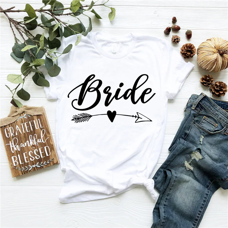 

Bride Squad Arrow Heart Squad Couple Bachelorette Bride Party Vogue T-Shirt Slogan Hipster Tops Girls Squad Tees Camiseta Mujer