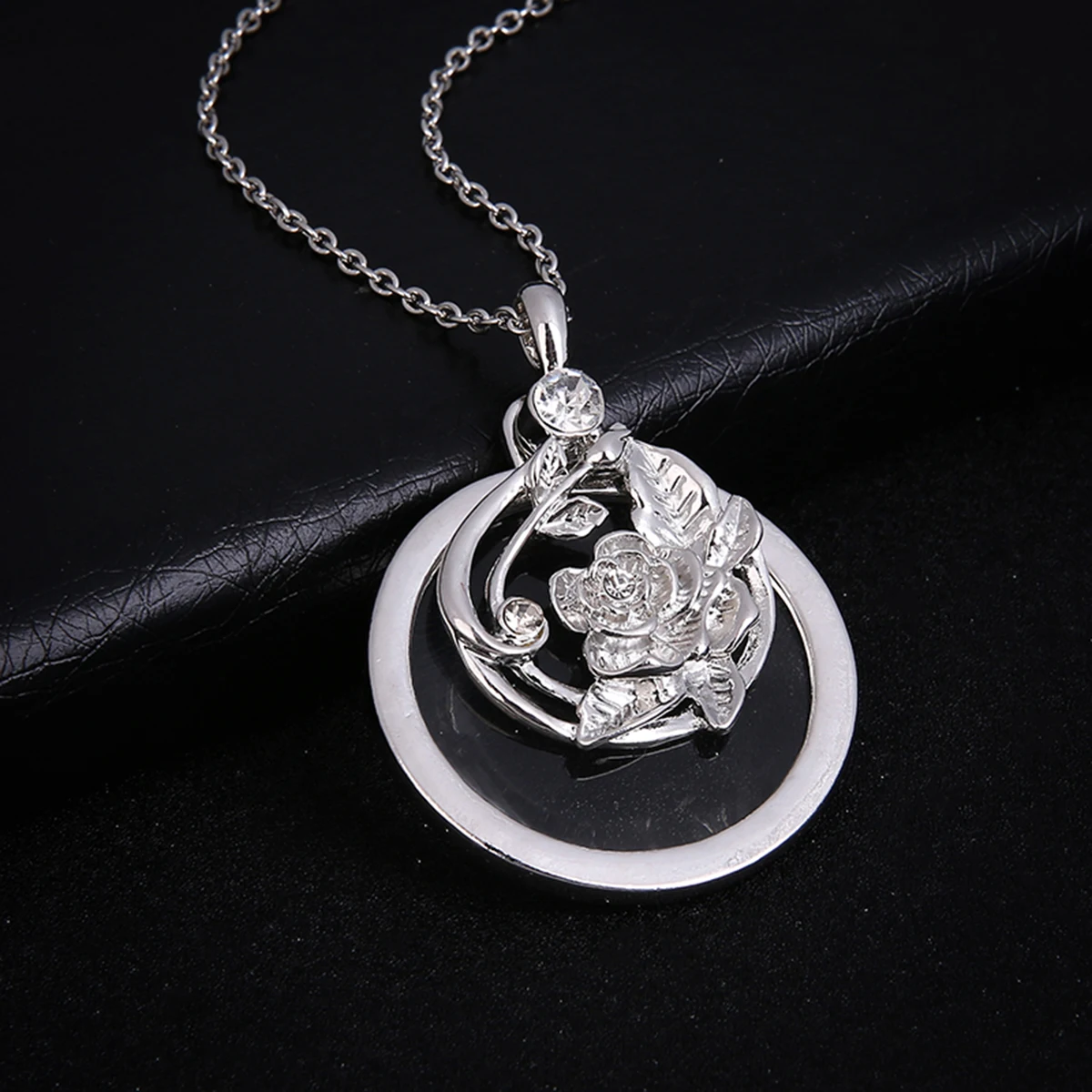Retro Antique Statement Necklace Shellhard Crystal Cat Magnifying Glass Pendant Long Chain Necklace Fashion Jewelry For Women