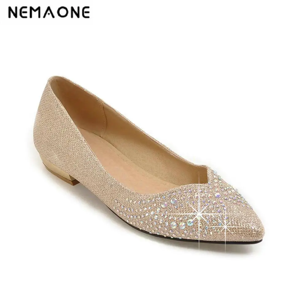 

New fashion flats shoes women Flats for Women Pointed Toe Flat Heel Shoes Rhinestone flats big Size 34-43