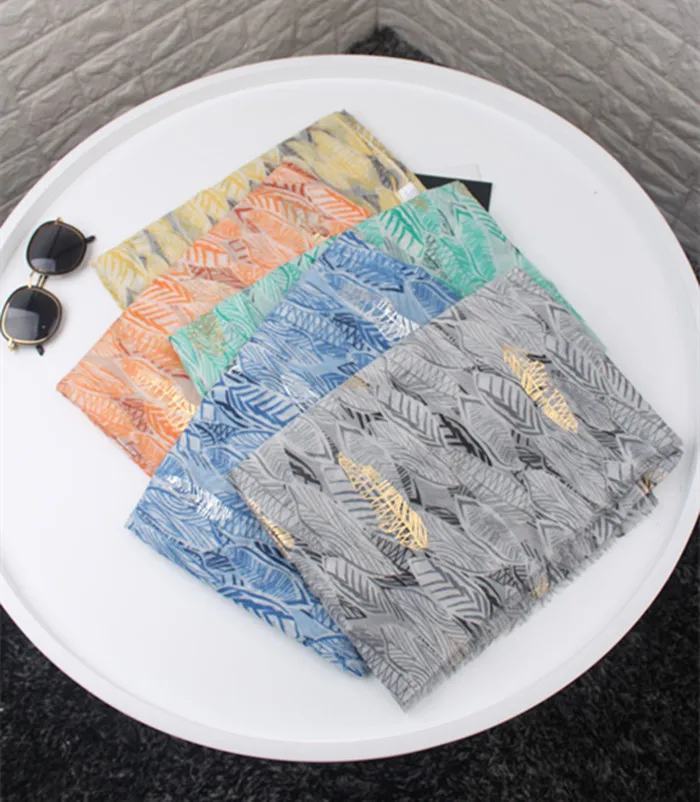 

2019 Newest Fashion Leaf Gold Foil Fringe Scarves Shawl Muslim Luxury Leaves Scarf Wrap Hijab Muffler 10pcs/LOT Free Shipping
