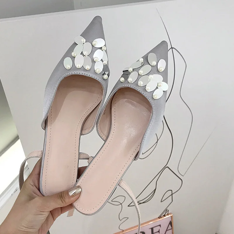 

MONMOIRA Luxury Silk Pearl Bling Flat Sandals Sexy Pointed Toe Summer Sandals Women Buckle Strap Women Sandals SWC0689