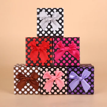 

9.5x8.5x5.5cm 6ppcs Dot Bow Beautiful Jewelry Box Boutique Gift Box Handmade Soap Packaging Jewelry Wedding Box Creative Fashion