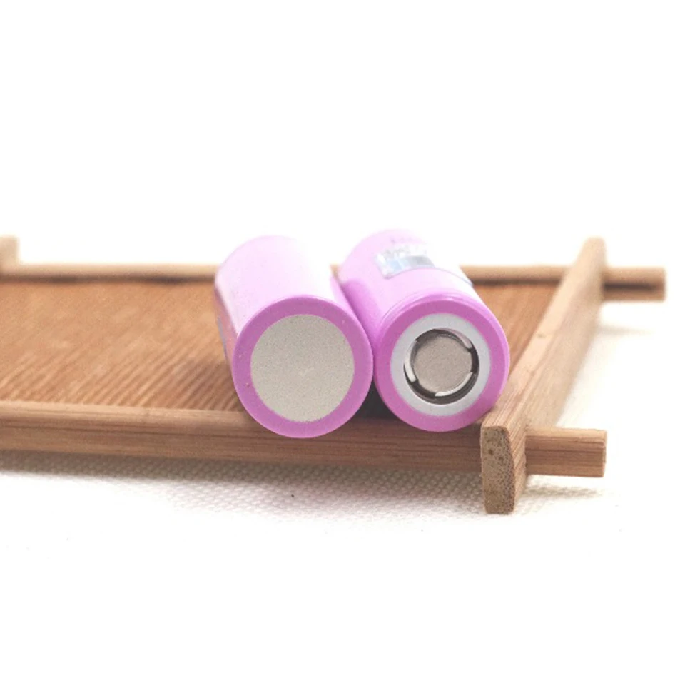 VARICORE 35e original power lithium battery 18650 3500mAh 3.7V rechargeable battery 18650 VARICORE 35e original power lithium battery 18650 3500mAh 3.7V rechargeable battery 18650