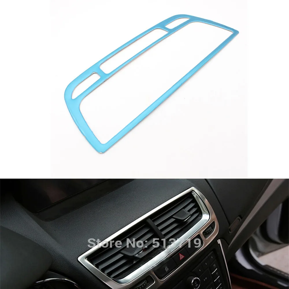 Buick LaCrosse: Air Vents Buick LaCrosse: Air Vents