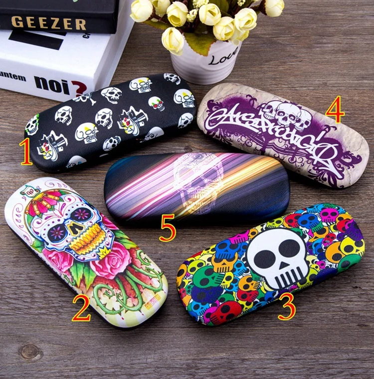 

Personality Creativity Terror Skull Demon Sickle Flower Glasses Box Myopia Cartoon Animation Eyeglasses Case for Women and Men