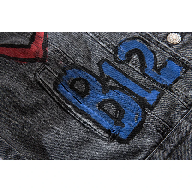 Hip-hop Denim Jacket Men Streetwear Men's Vintage Hole Jackets 2019 Graffiti Print Loose Jeans Jacket Men Spring Autumn