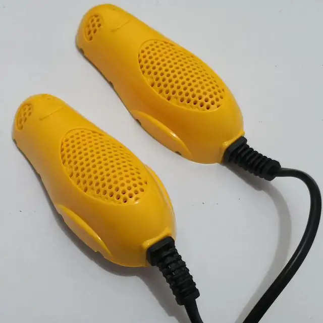 Waxberry Child Shoe Dryer Winter gifts Lovely Yellow Little Mouse Shape with Europe plug 1