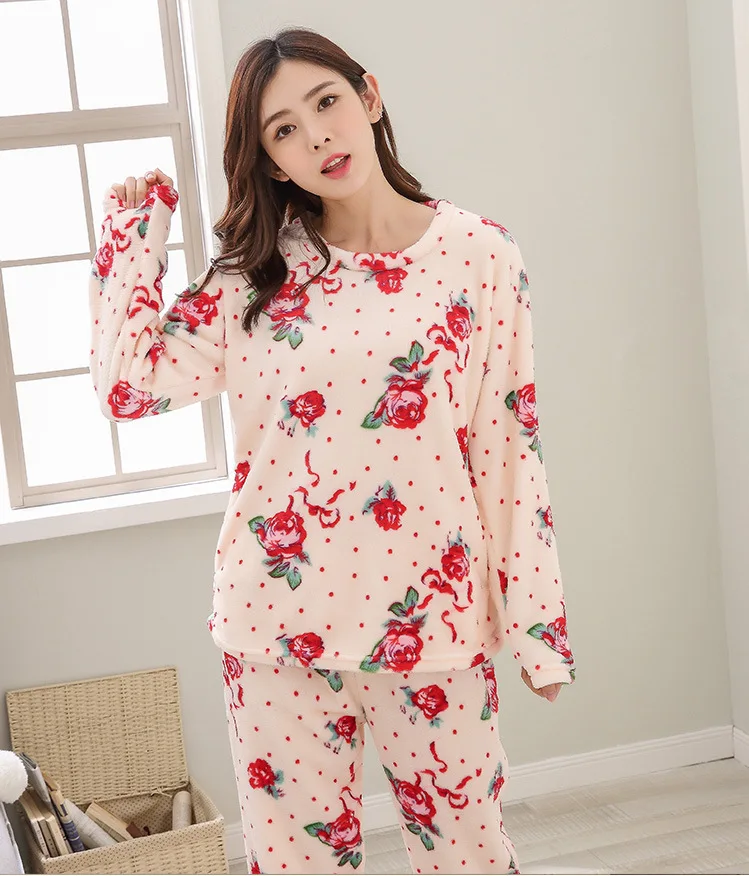 Высокое качество зимние для женщин пижамы утолщаются фланелевые наборы для ухода за кожей печати толстые теплые любовь Pijama