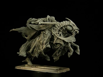 

1:32 Scale Resin Figure Model Kit Vampire Knight Modeling Assembly DIY Toys Hobby Tools