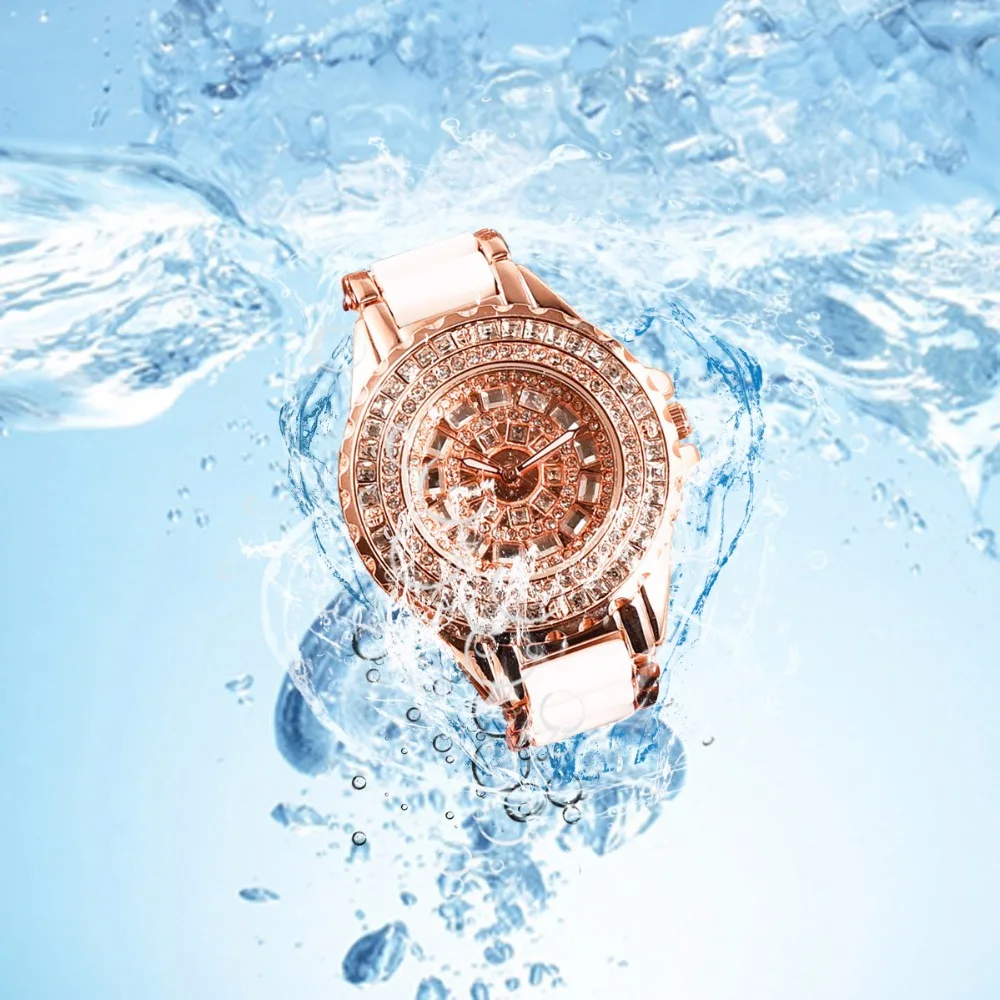 

luxury Lady Gold Vintage Luxurious Fashion Women Bracelet Full Diamond Waterproof Watch Female Swing Watch Relogio