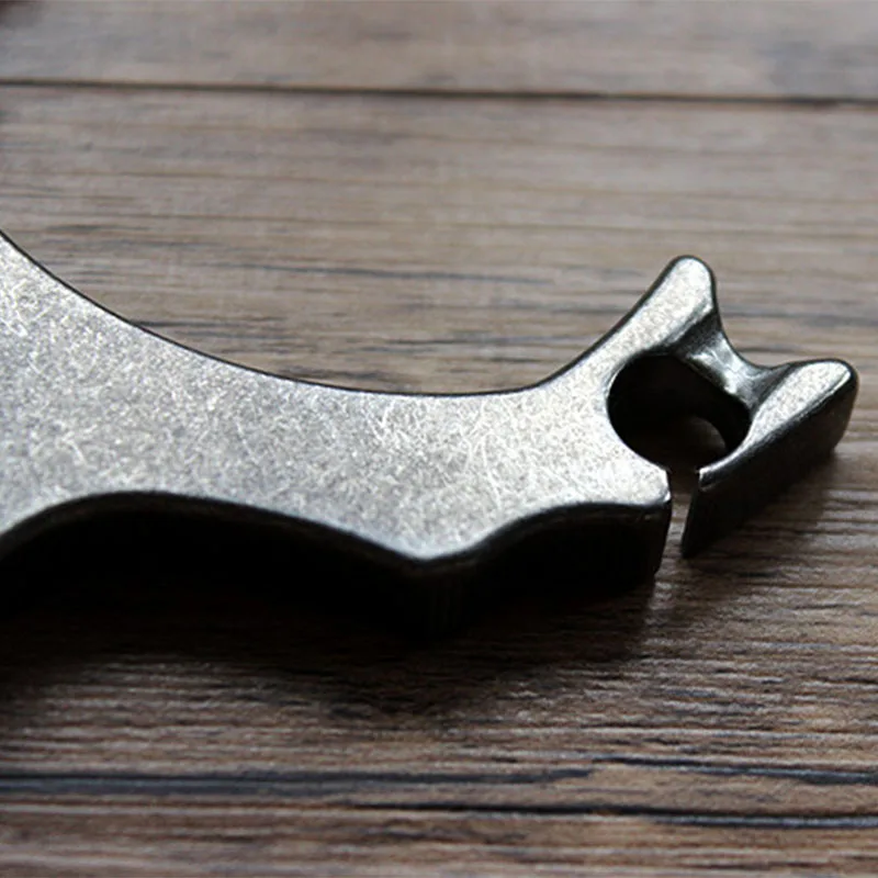 Liga de Titânio de Alta Linha de Produção de Corte Abridor de Garrafas de Metal Qualidade Multifunções Estilingue Edc Ferramentas Multi Tc4 Cnc 14 Ferram. atividade ar livre