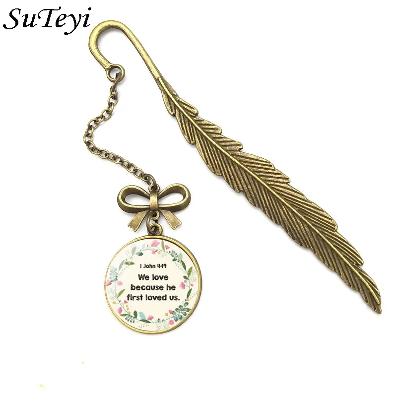 

Suteyi 2018 New Arrival We Love Because He First Loved Us Round Glass Bookmark charm pendant women men Bible verse gifts