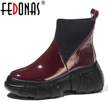 

FEDONAS 2020 Women Cow Patent Leather Short Ankle Boots Warm Winter Slip-on Riding Boots Punk Party Wedges Platforms Shoes Woman