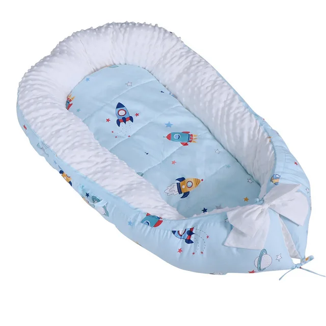 Детская кроватка американская детская кровать пена и бархат новорожденный спальный кровать удаляемый моющийся и красочный маточный кровать - Цвет: COLOR2