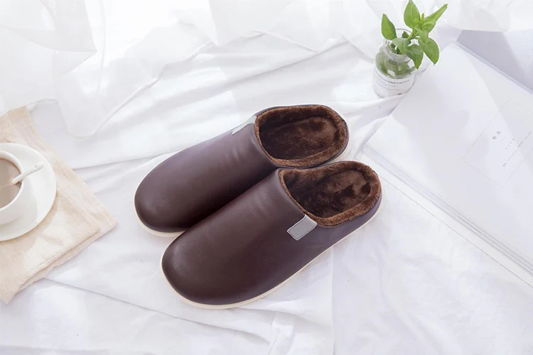 9357135618_808007906 