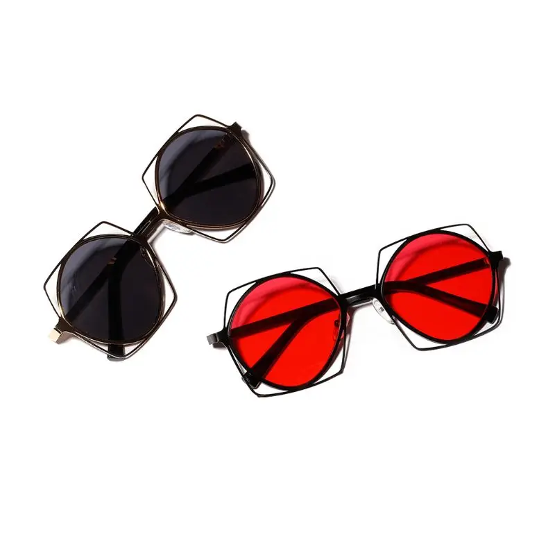 New Design Square Sunglasses Hollow Geometric Women Men Brand Designer UV400 Personality Creative Metal Frame Fashion Protection