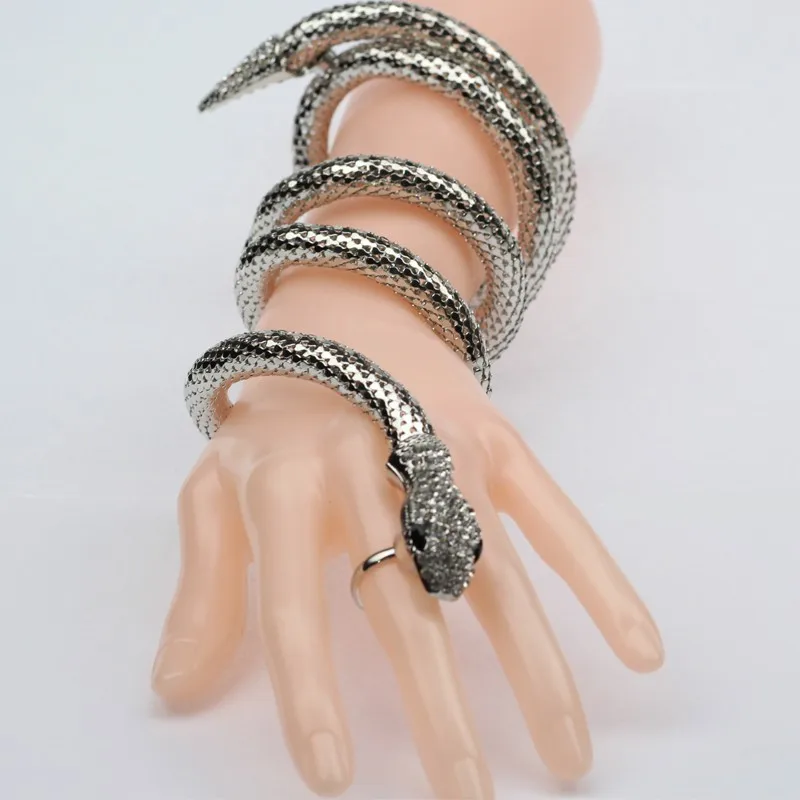 браслет в виде змеи на руку. браслет змея на руке. браслеты змеи на руку. браслет змея на руке. браслет змея.