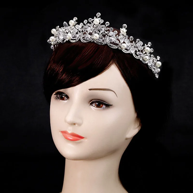 Luxury Metal Crowns and Tiaras Pearl Crystal Handmade Queen Bride