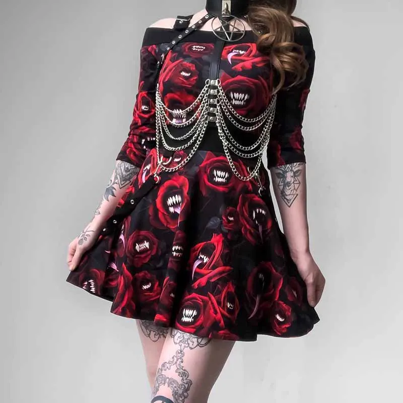 Baratos Mini falda gótica plisada conjunto de dos piezas para mujeres negro rojo Sexy alta Wiast oscuridad falda femenina fiesta Punk faldas cortas con correa