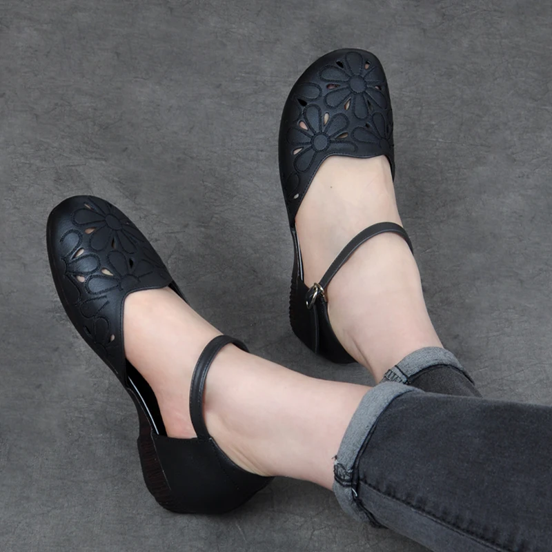Women Leather Sandals Low Heels Embroidery 2019 Summer Shoes Girls Casual Sandals White Handmade Genuine Leather Women Sandals Women Leather Sandals Low Heels Embroidery 2019 Summer Shoes Girls Casual Sandals White Handmade Genuine Leather Women Sandals