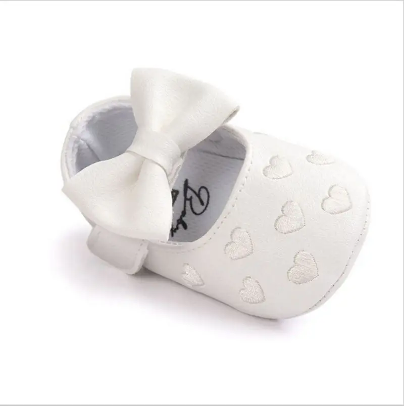 Newborn Infant Baby Girl Leather Bow Knot Heart Pattern Hook Soft Sole Shoes Causal Walking Crib Causal Shoes 0-18M