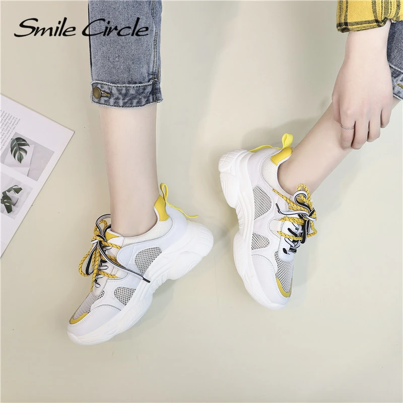 Женские кроссовки Smile Circle Белые Повседневные дышащие на плоской платформе весну