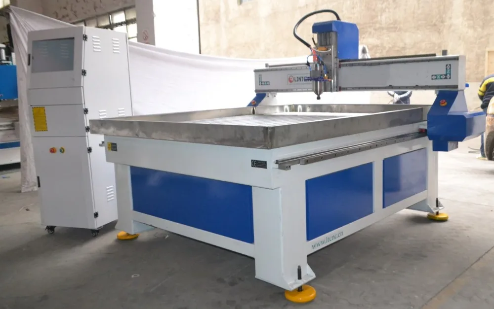 Деревянный фрезерный станок с ЧПУ для изготовления панелей вакуумным насосом 5
