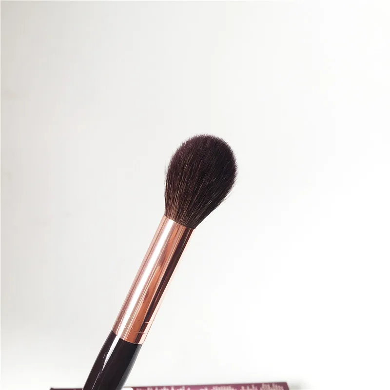 Charlotte Tilbury Powder&Sculpt Brush _ 4