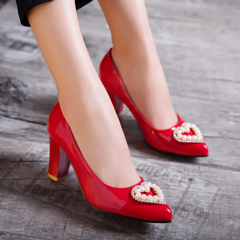 Большие размеры 46 Лидер продаж модные классические женские туфли-лодочки обувь на толстом высоком каблуке однотонные белые красные роскошные стразы свадебные туфли для женщин