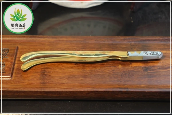 

Tongs for laying out the tea for the Kung Fu Cha tea set HKMC-TT-01