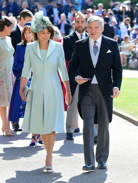 Harry Megan Celebrity Evening Gowns Mother of the Bride Dresses Long Sleeves Two Pieces Groom Wear Suit Custom Made