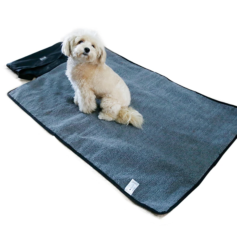 Multifuction Foldable Waterproof Outdoor Dog Mats Portable Warm Pet