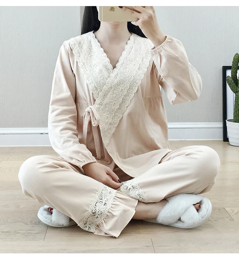  (12)