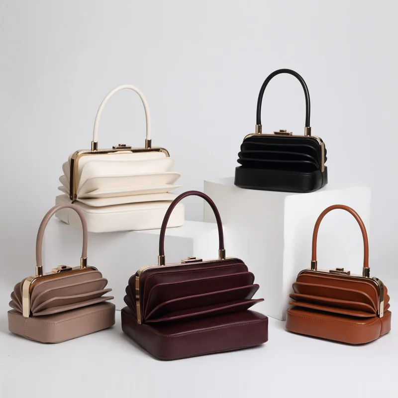 

Super seabob New Pattern Personality Fashion High Quality Unique Portable Handbag Leather Woman Bag DA088