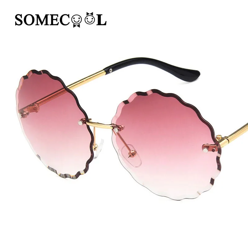

SomeCool 2019 Style Women Sunglasses Round Gradient lens Lady Glasses Vintage Beach Protect UV400 Female travel eyewear n348