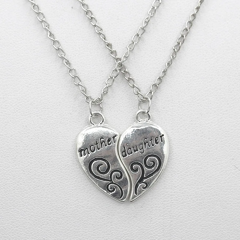 

1 pair Double Parts Words "Best Friends" & "Mother Daughter" Heart Silver Necklace for Women