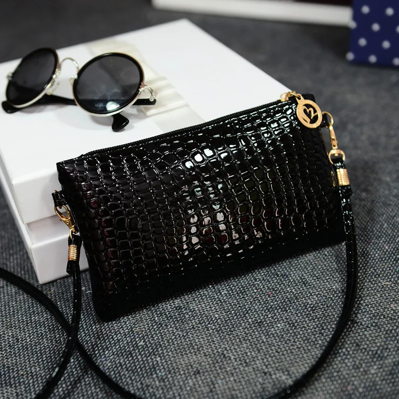 

New Hot Womens Wallets and Purses Crocodile Bags Cell phone Pocket Cone Pocket Cash Purses Ladies Fashion Candy Color Wallets