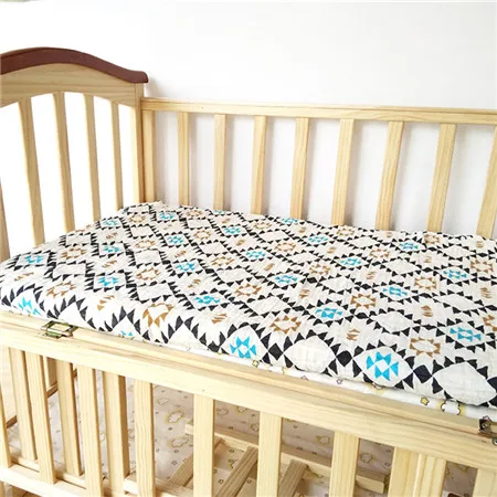 Хлопок, муслин, мягкая простыня для кроватки, 130x70 см, набор мягких постельных принадлежностей для младенцев, наматрасник, простыня для кровати - Цвет: blue geometry