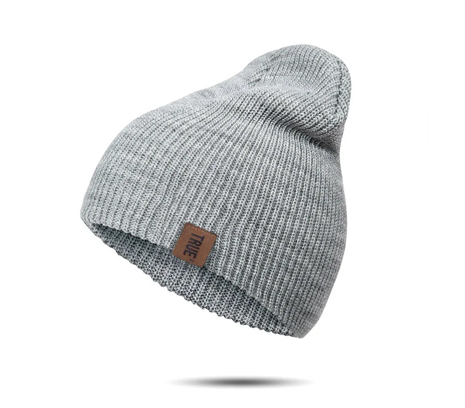 

New Winter Hat Casual BeaniesHat Woman Man Fashion Knitted Skullies Beanies Adult Leather Letters Soft Warm Caps Unisex
