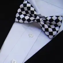 Мужской галстук-бабочка с узором