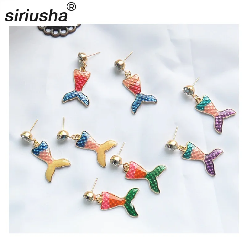 

Mermaid's tail Simple look Face thin earrings Personality Mixed color Fresh Joker Summer Wild Earrings Wholesale S167