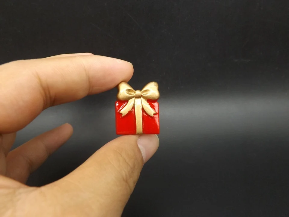 Tiny-MC226-Gift Box (2)