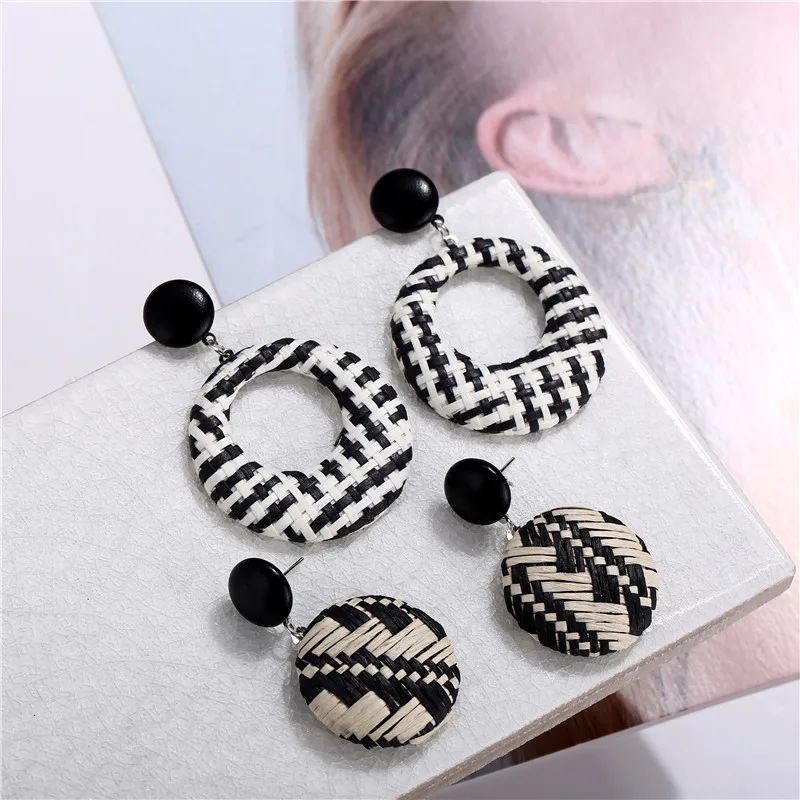 17KM-Bohemian-Wooden-Rattan-Knit-Drop-Earrings-For-Women-2019-Statement-Vintage-Earrings-Female-Handmade-Jewelry