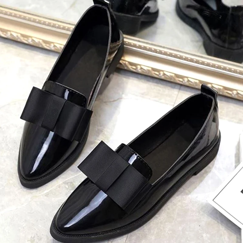 

Women Flats Bowtie Loafers Shoes Women Ballet Flats Pointed Toe Shoes Patent Leather Elegant Low Heels Slip On Flat Shoes Woman