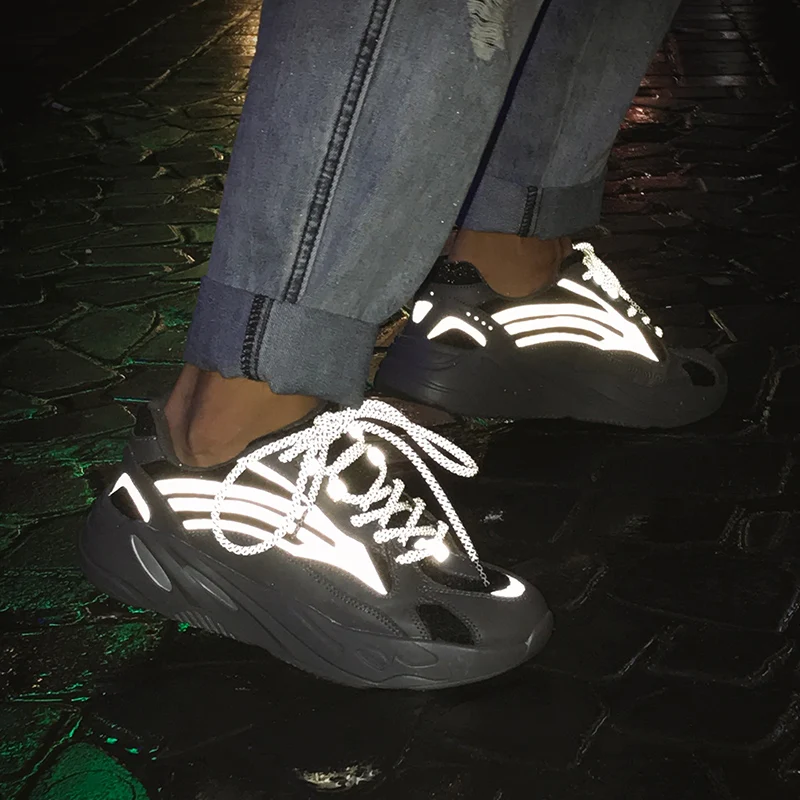 

2019 Lighted Emitting Leather 35~47 Sneakers Luxury Fashion Women Girl Men Shoes Woman Flats Tenis Feminino Zapatillas Mujer 700