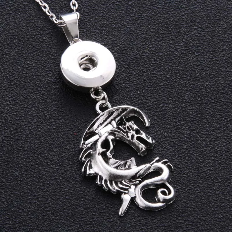 

2019 New Fly Dragon Snap Jewelry Pendant Snap Necklace 18mm Snap Button Jewelry Women Pendant Necklace With 60mm Chains