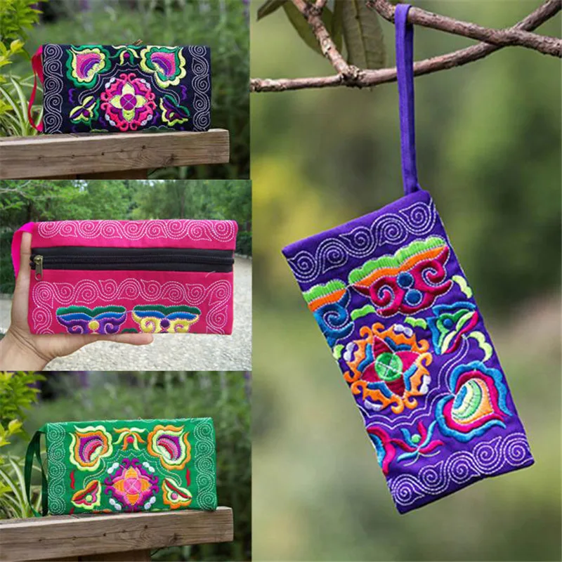 

Women's Handmade Embroidered Wristlet Wallet Casual Vintage Purse